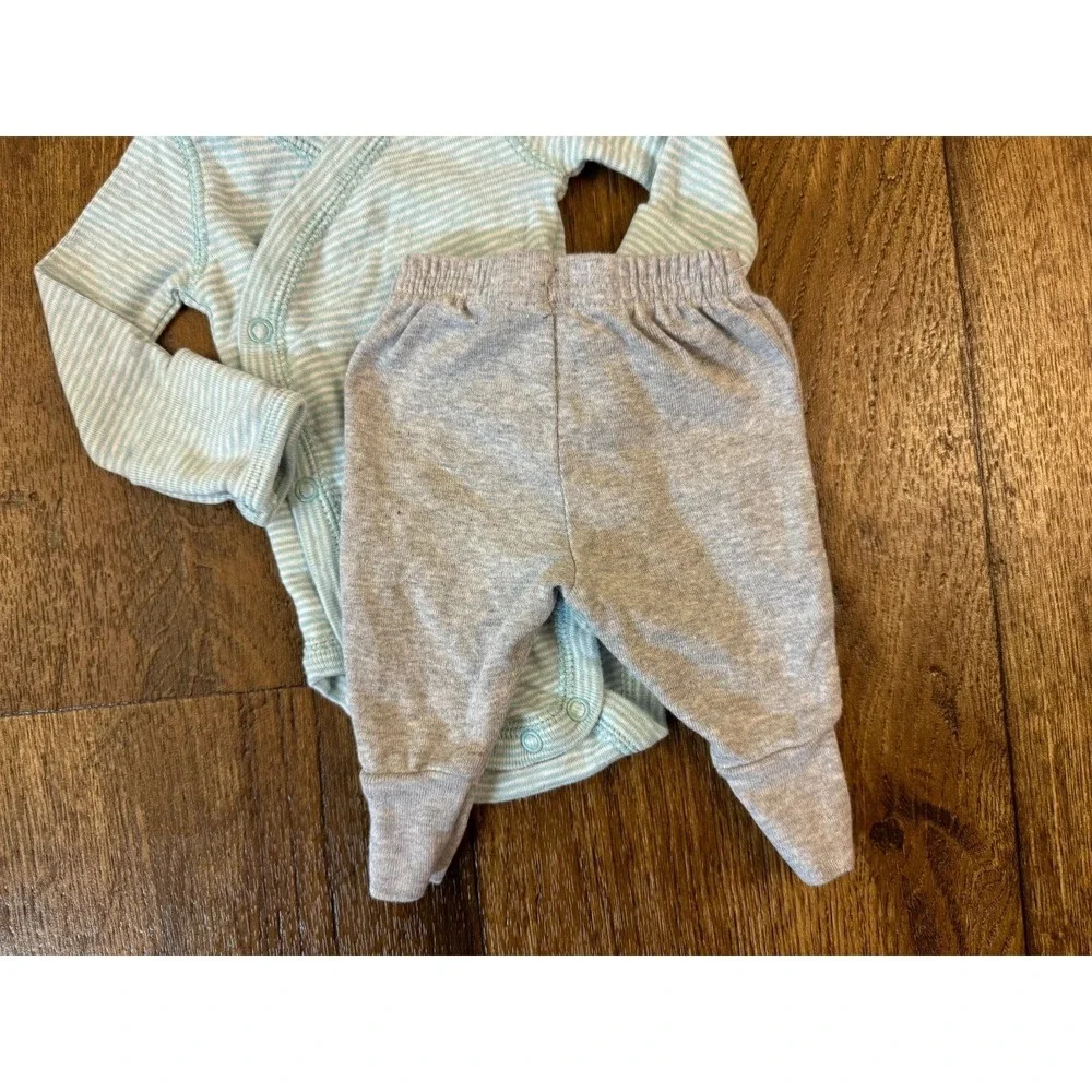 Carters Preemie Baby Boy Outfit Long Sleeved Bodysuit Pants Gray Green Stripes - Picture 7 of 8